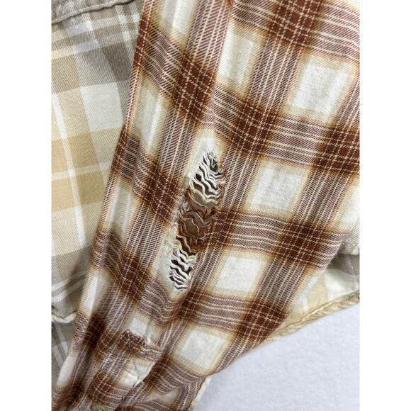 Cabin Core American Eagle Cropped Patchwork Flannel | Extra Small - Picture 4 of 12